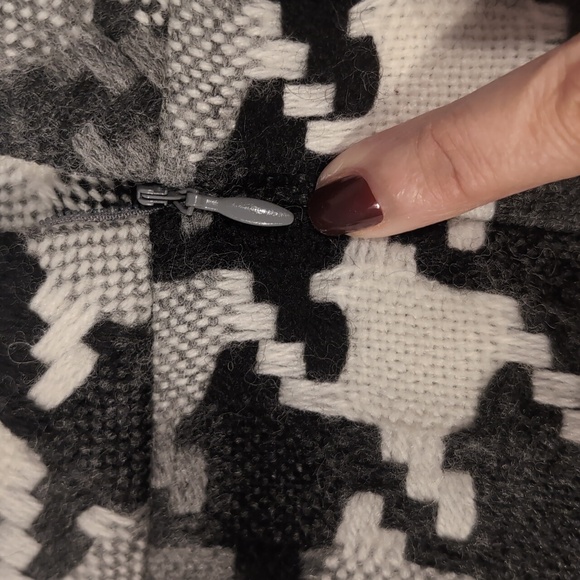 Loft Ann Taylor Black and White tweed Skirt Size Large - Picture 7 of 12